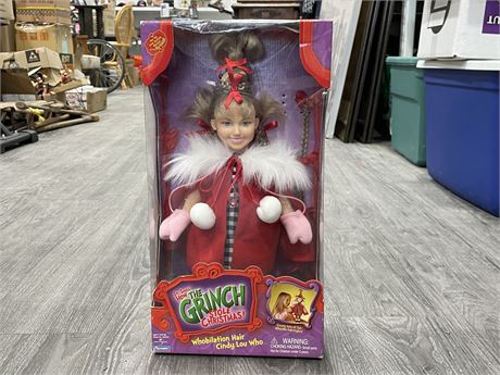 VINTAGE IN BOX PLAYMATES THE GRINCH CINDY LOU DOLL