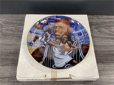 SHAQ NUMBERED LIMITED EDITION COLLECTOR PLATE