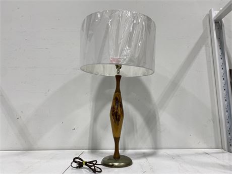 MCM TABLE LAMP (30” TALL)