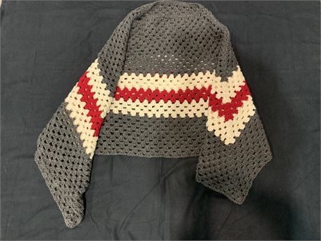 KNITTED PONCHO