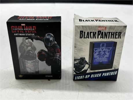 BLACK PANTHER LIGHT UP & SMALL ANTMAN STATUE