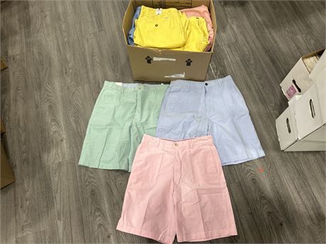 LOT OF 25 NEW W/TAGS WOMENS IZOD PASTEL COLOURED SHORTS - VARIOUS SIZES