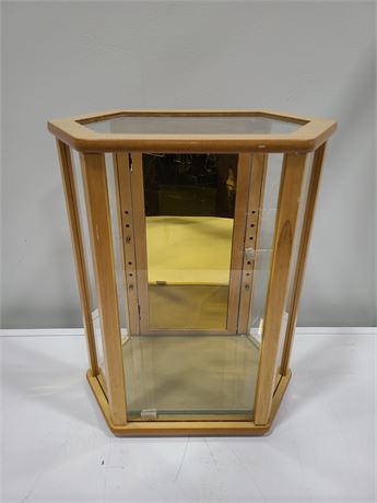 BULOVA GLASS DISPLAY CASE WITH SECURITY CABLE