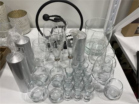 MISC. LOT OF GLASSWARE, CANDLES, & DECOR