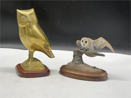 2 OWL STATUES (LARGEST 8”)