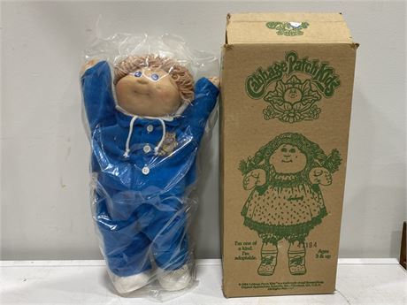 VINTAGE CABBAGE PATCH KIDS DOLL WITH BIRTH CERTIFICATE & ORIGINAL BOX (16”)