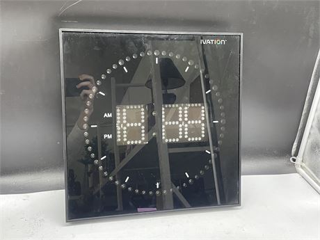 IVATION LED CLOCK WORKING 16”x16”