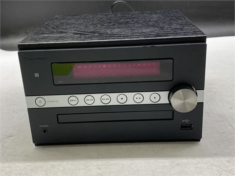 PIONEER X-CM56 CD SYSTEM