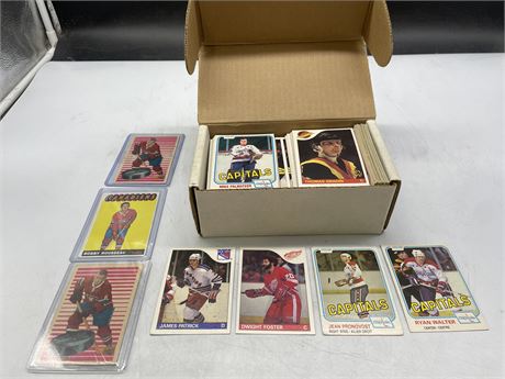 BOX OF MIXED 1980 HOCKEY CARDS + 3 1960 HOCKEY CARDS