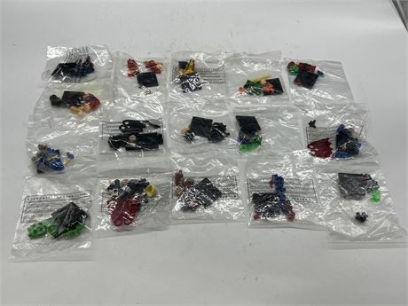 16 SUPERHERO LEGO FIGURES IN PACKAGE
