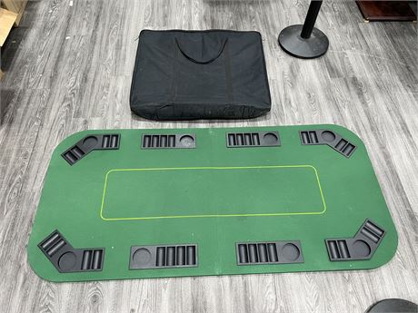 67”x37” FOLDABLE 8 PLAYER TABLE TOP POKER W/ CASE