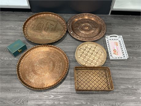3 LARGE COPPER CIRCULAR TRAYS - 2 WOVEN BASKETS - OTHERS