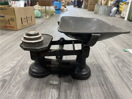 ANTIQUE HENRY POOLEY CAST IRON SCALE