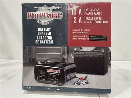 (NEW) MOTOMASTER BATTERY CHARGER IN BOX