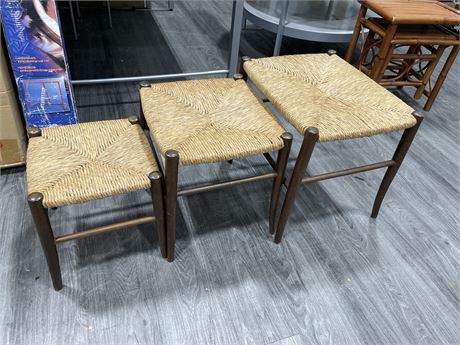 MCM ASHWOOD SEAGRASS NESTING TABLES LARGEST 20”x16”x18”