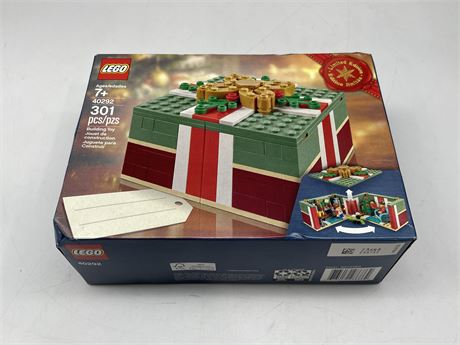 FACTORY SEALED NEW 301PC LEGO SET
