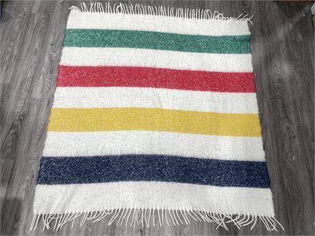 HUDSONS BAY WOOL BLANKET GOOD CONDITION 59”x68”