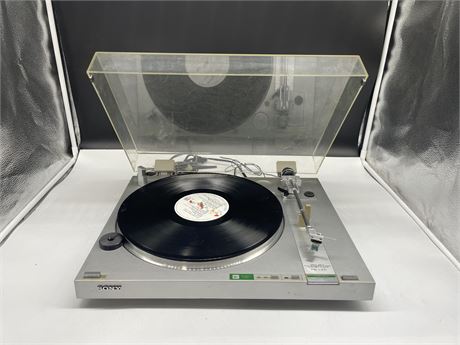 SONY PS-LX5 TURNTABLE - NEEDS SERVICING - AS IS