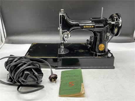 SINGER 221 SEWING MACHINE - TURNS ON, MOTOR SPINS NEED WORK