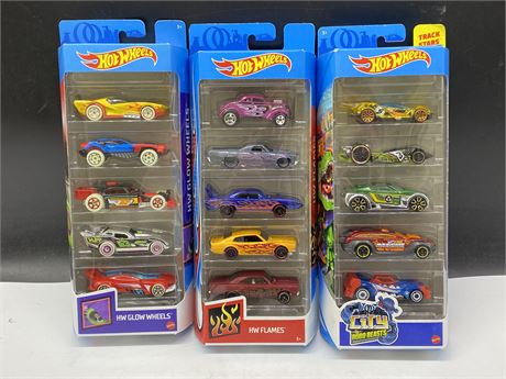 LOT OF 3 NEW HOT WHEELS 5 PACK