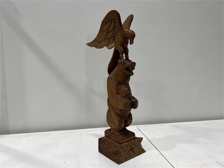 SIGNED WOOD EAGLE / BEAR CARVING (27” tall)