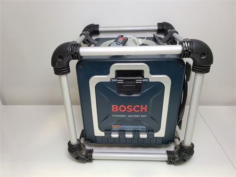 BOSCH POWER BOSS PORTABLE RADIO/CD CHARGER ALL IN ONE WITH GFCI