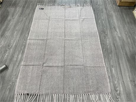 (NEW) ED N’OWK COLLECTION 100% WOOL BLANKET (53”x77”)