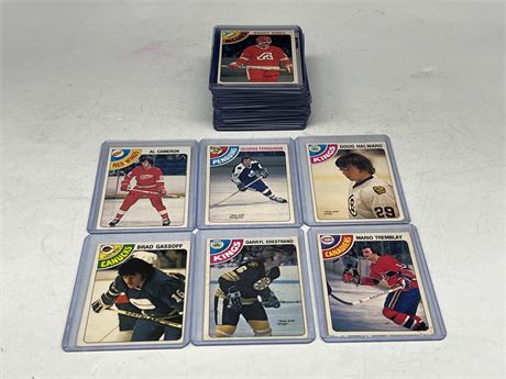 (32) 1978 OPC NHL CARDS IN TOPLOADERS