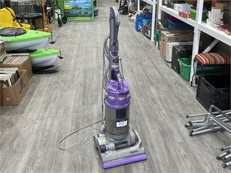 DYSON DC 14 ANIMAL UPRIGHT VACUUM - NEEDS CLEANING - UNTESTED