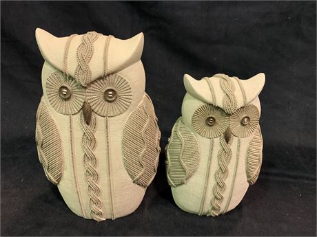 PAIR OF OWLS