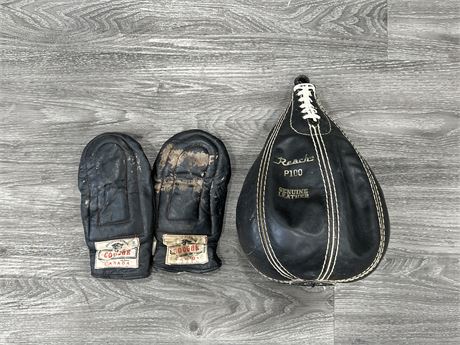 EARLY SPEED BAG & BOXING GLOVES