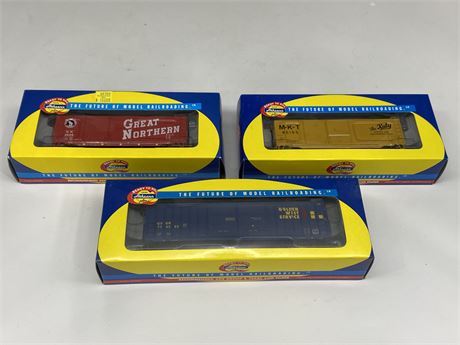 3 ATHEARN TRAIN MODELS - RETAIL $46 COMBINED