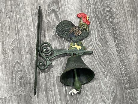 VINTAGE CAST IRON ROOSTER WALL MOUNT BELL (13”)