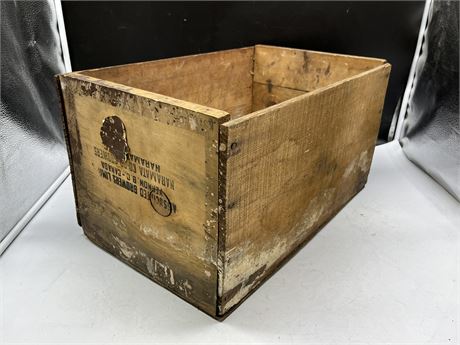 ASSOCIATED GRAVES WOOD CRATE 19.5X12X11”