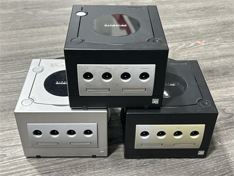 3 GAMECUBES - CONSOLES ONLY - UNTESTED/AS IS
