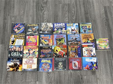 LARGE LOT OF PC GAMES