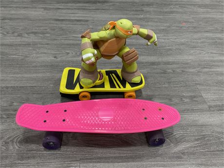 PINK PENNY BOARD & TMNT ON SKATEBOARD ELECTRIC TOY (AS IS/UNTESTED)