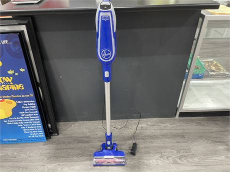 HOOVER RECHARGEABLE STICK VACUUM
