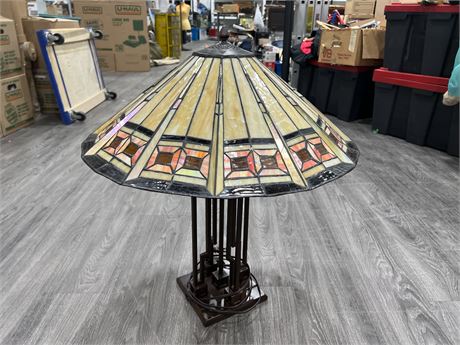 TIMELESS SERENITY 2FT DIAMETER TIFFANY STYLE STAIN GLASS LAMP - 28” TALL