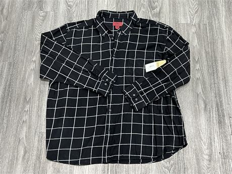 NEW WITH TAGS FOUNDRY BUTTON UP SIZE 3XL