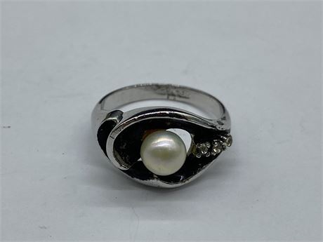 STERLING SOLITAIRE PEARL RING - SZ 8.5