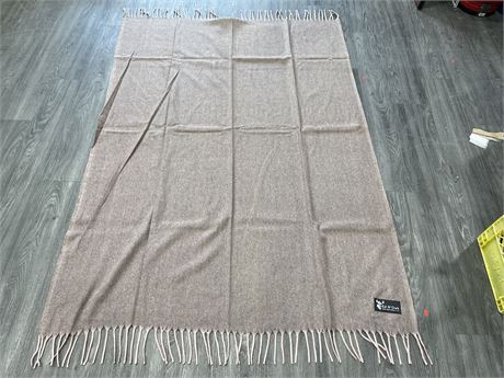 (NEW) ED N’OWK COLLECTION 100% WOOL BLANKET (56”x79”)