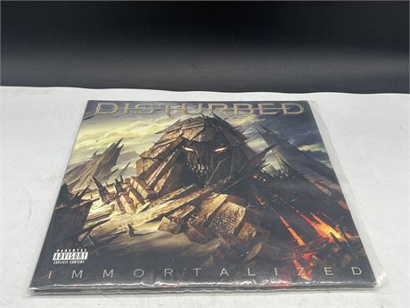 DISTURBED - IMMORTALIZED 2LP (ONE SIDR ETCHED) - VG (SLIGHTLY SCRATCHED)
