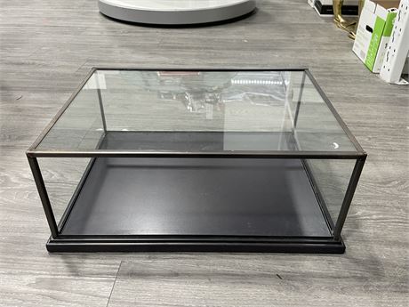 GLASS COUNTERTOP OPEN ENDED DISPLAY CASE (21”x15”x9”)