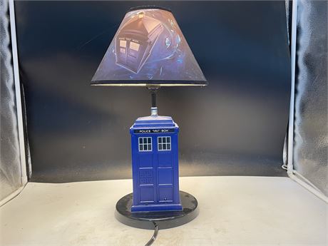 DR WHO TABLE LAMP 18” (WORKS)