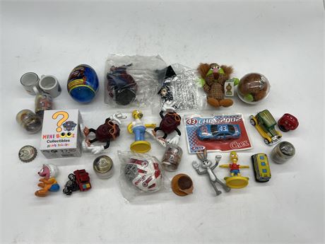 LOT OF TOYS / COLLECTABLES