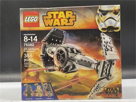 NEW OPEN BOX LEGO STAR WARS 75082