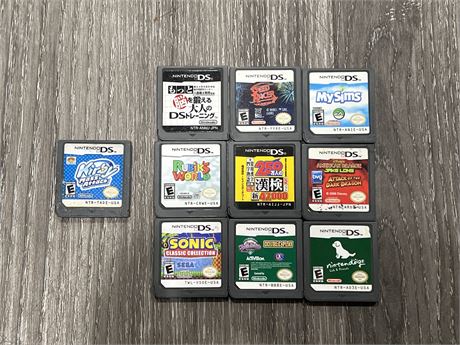 10 LOOSE NINTENDO DS GAMES - KIRBY HAS SOME DAMAGE, SOLD AS IS