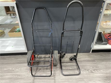 2 COLLAPSIBLE CADDY’S