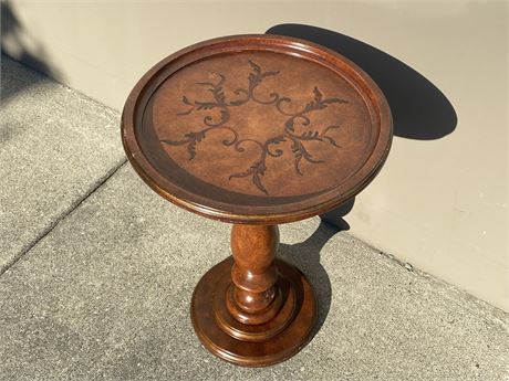 WOOD BOMBAY SIDE TABLE (2ft tall, 18” diameter)